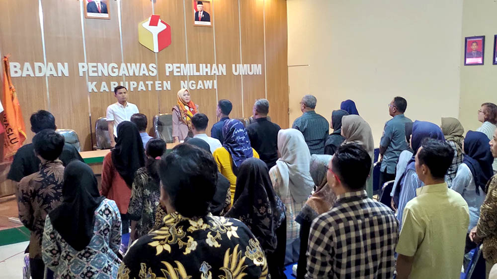 RAPAT KOORDINASI PERSIAPAN PENGAWASAN PEMUTAKHIRAN DATA PEMILIH