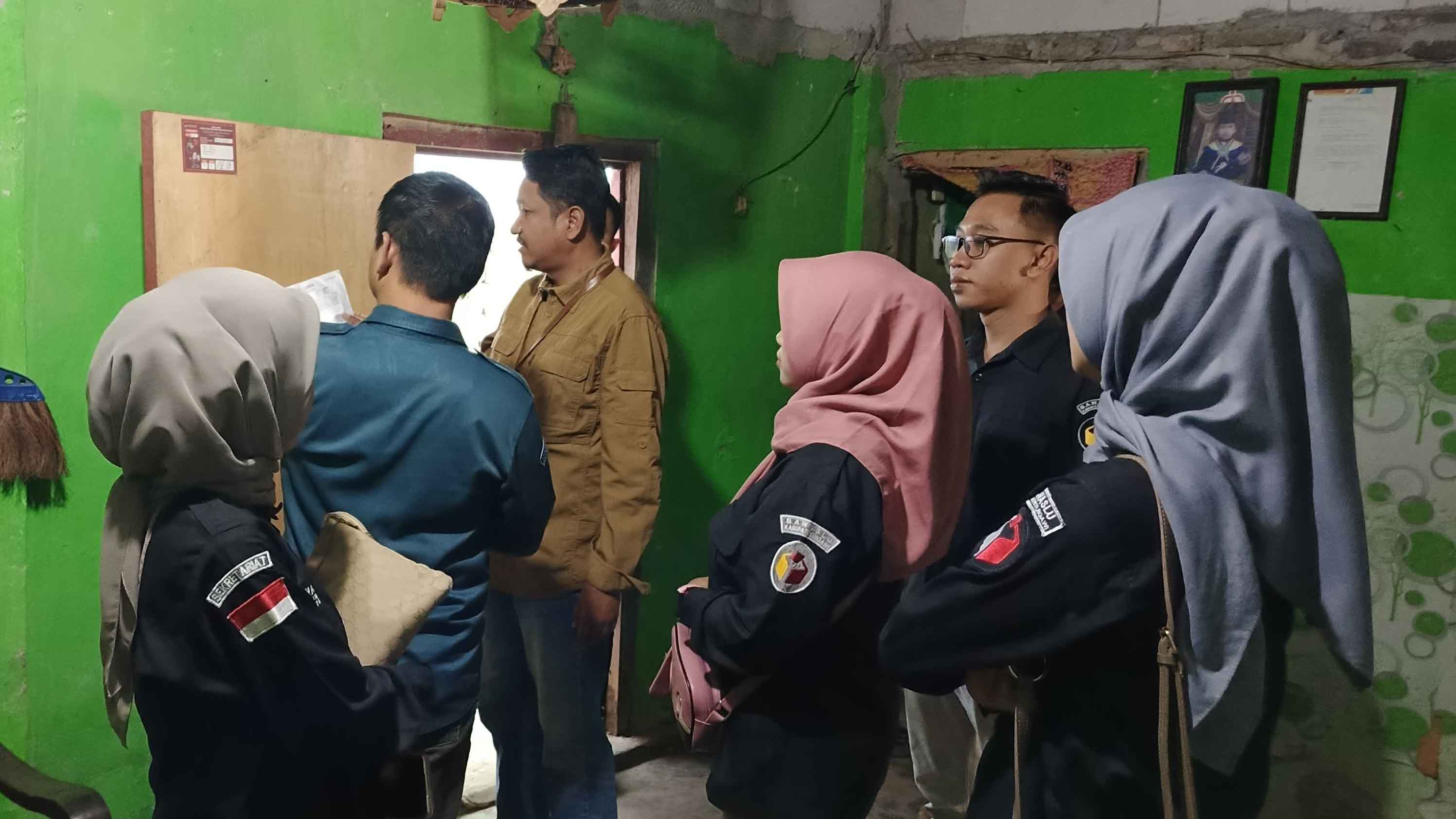 PASTIKAN COKLIT SESUAI PROSEDUR, BAWASLU KABUPATEN NGAWI LAKUKAN PENGAWASAN PATROLI KAWAL HAK PILIH