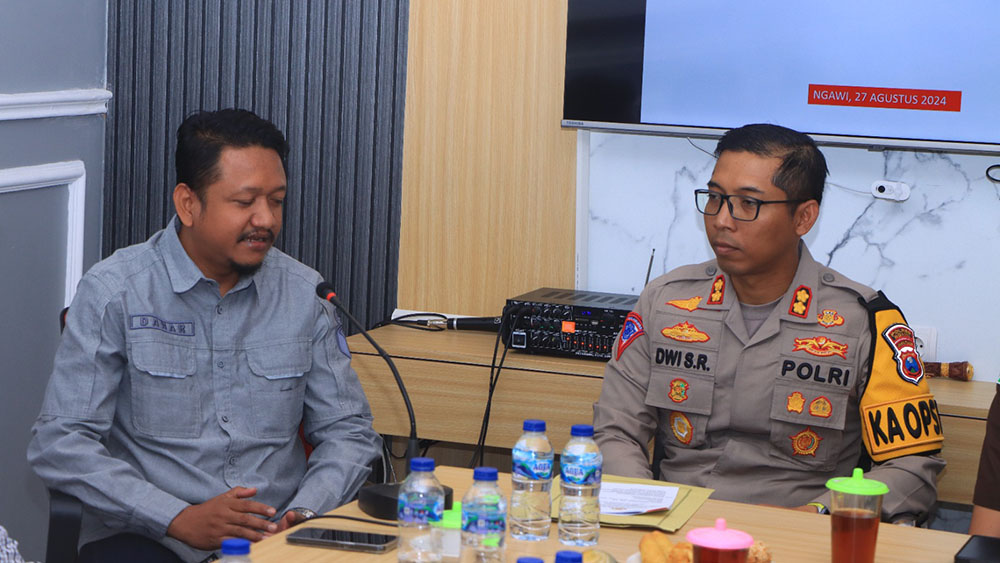 TAHAPAN PENDAFTARAN PASANGAN CALON KEPALA DAERAH DIMULAI ; SENTRA GAKKUMDU NGAWI GELAR RAPAT KOORDINASI