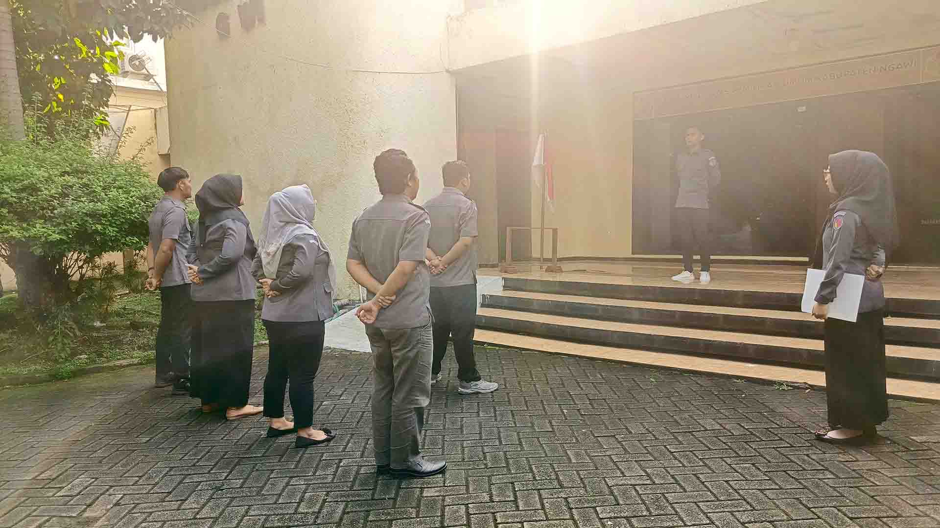 Bawaslu Kabupaten Ngawi Gelar Apel Rutin Setiap Hari Senin, Saroni Ajak Tingkatkan Kapasitas SDM