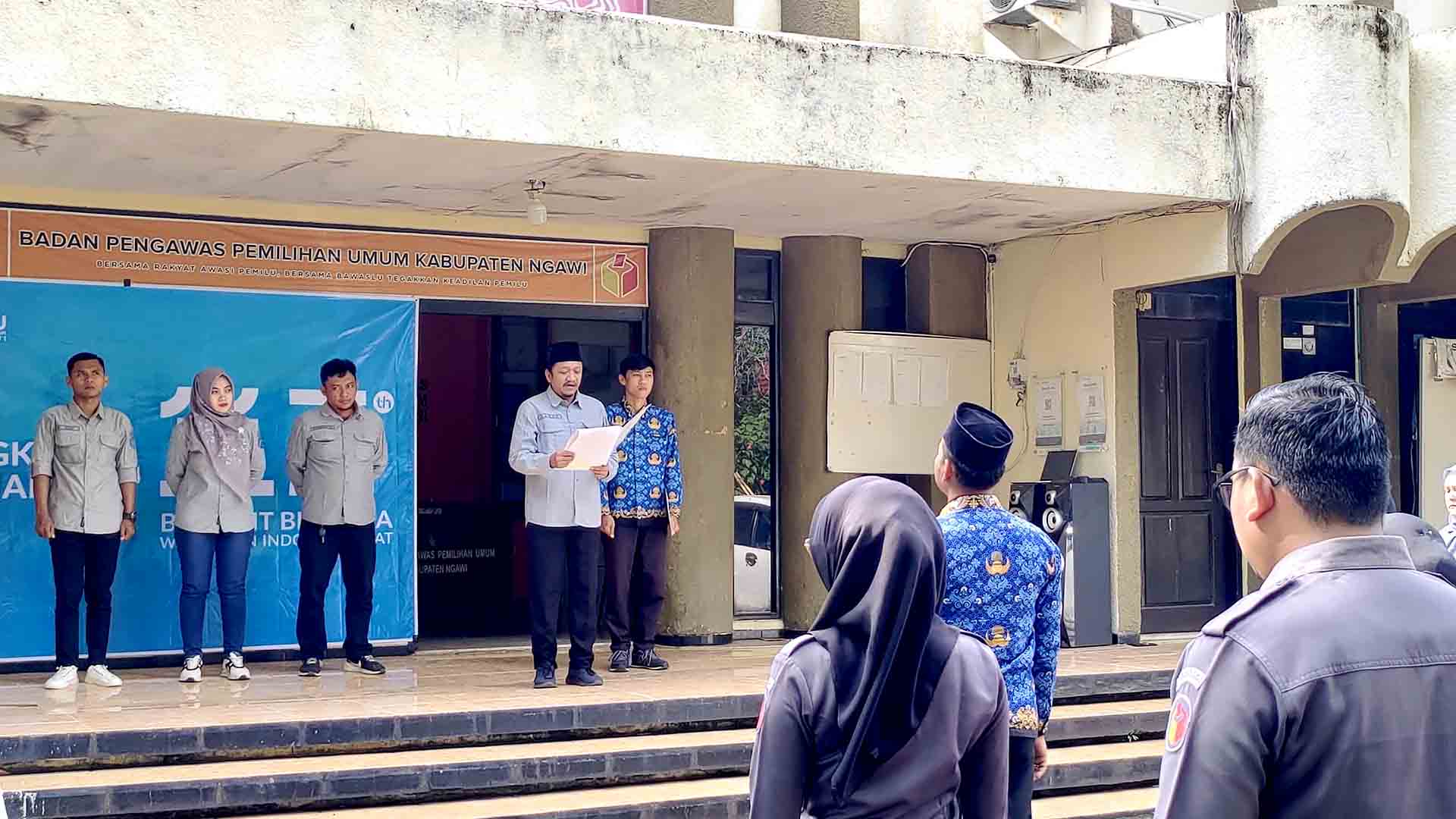Upacara Peringatan Hari Kebangkitan Nasional ke-117, di Kantor Bawaslu Kabupaten Ngawi