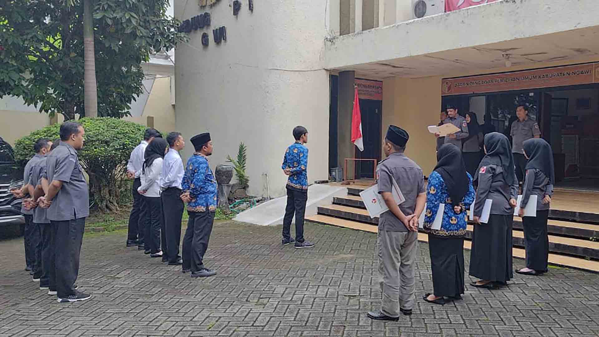 Peringatan Hari Lahir Pancasila, Bawaslu Kabupaten Ngawi Tekankan Nilai-Nilai Pancasila dalam Tugas dan Pengabdian Kepada Bangsa dan Negara