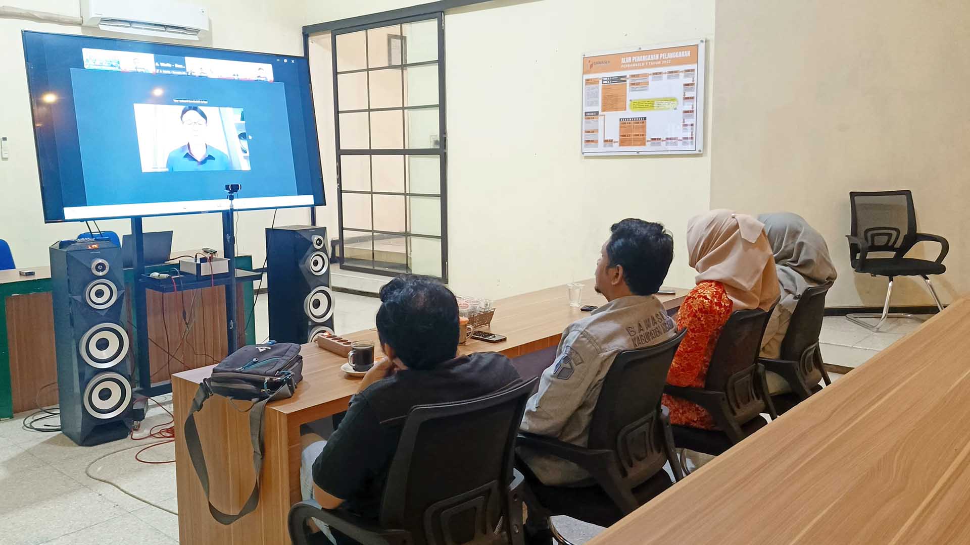 Bawaslu Jawa Tengah Gelar Diskusi Yuridis-Emperis Terkait PSU Magetan Berdasarkan Putusan MK