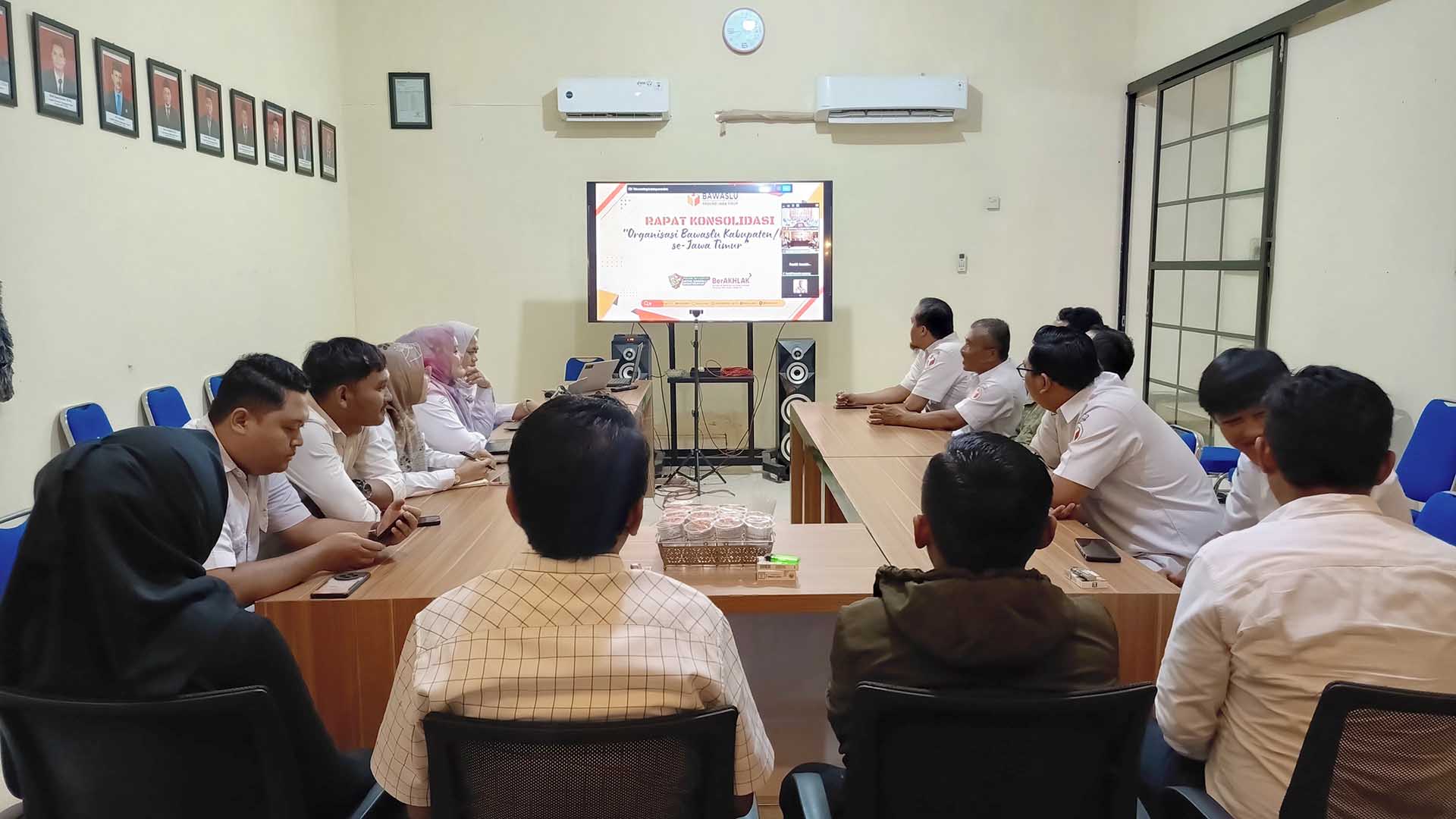 Bawaslu Ngawi Ikuti Rapat Konsolidasi Bawaslu Jatim, Perkuat Kelembagaan dan Reformasi Birokrasi