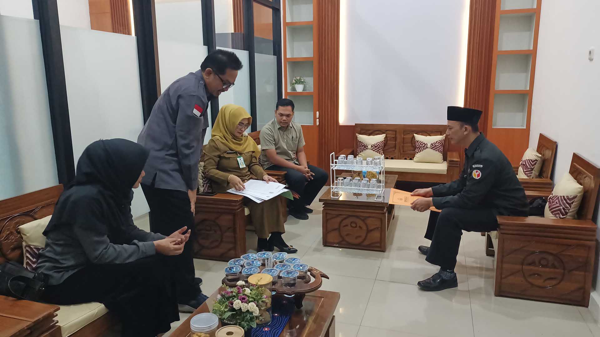 Bangun Kesadaran Politik Pelajar, Bawaslu Ngawi Koordinasi dengan Cabang Dinas Pendidikan