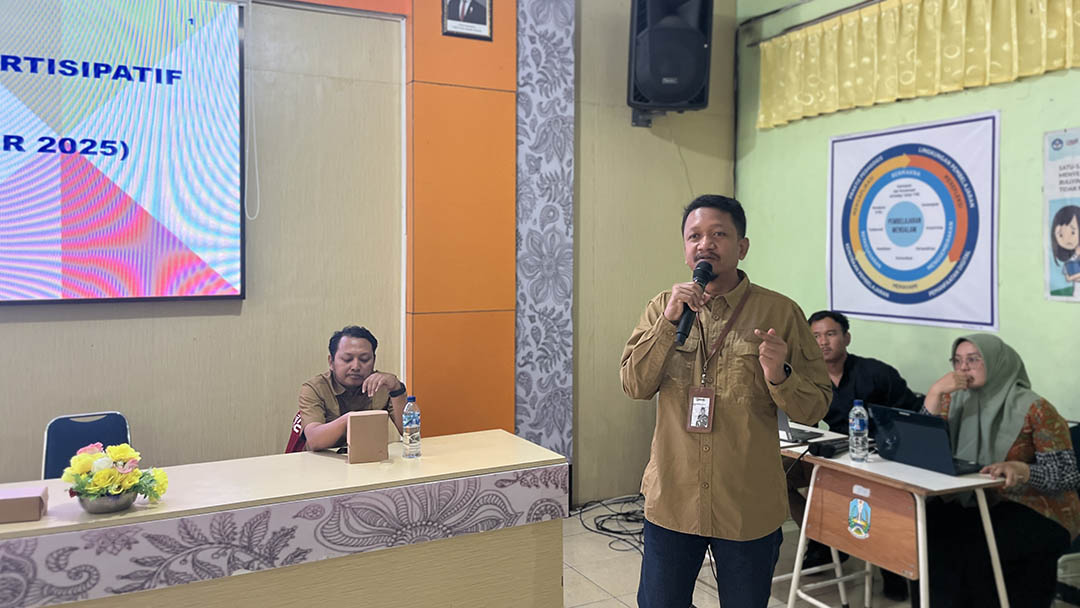 Bawaslu Goes to School: Tanamkan Semangat Pengawasan Partisipatif di SMK Negeri 1 Ngawi