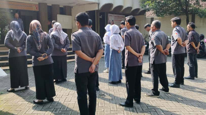 Ketua Bawaslu Ngawi Tekankan Tindak Lanjut Rekomendasi Penguatan Kelembagaan dalam Apel Pagi