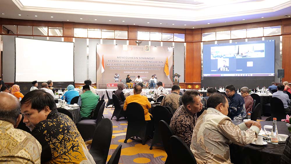 Teguhkan Integritas Pengawasan, Bawaslu Ngawi hadir dalam Penutupan Penguatan Kelembagaan Bawaslu Jatim