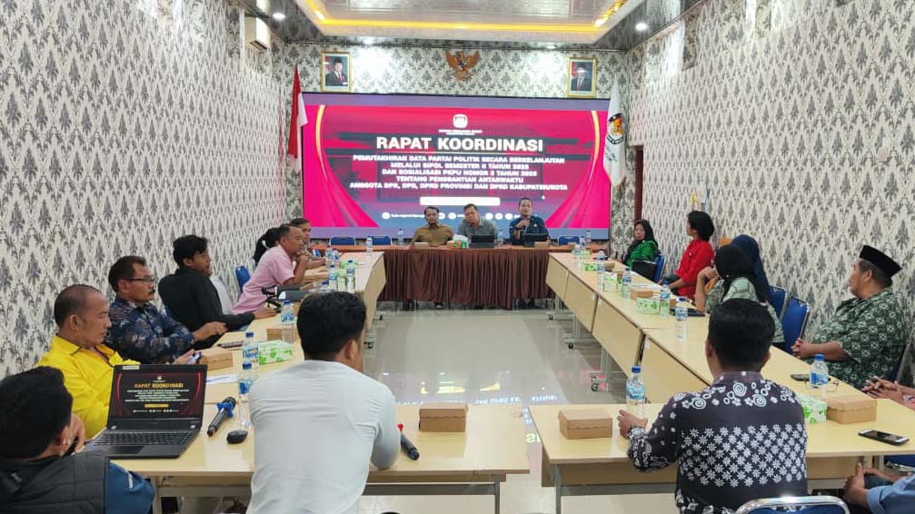 Bawaslu Ngawi Hadiri Rakor Pemutakhiran Data Parpol Berkelanjutan dan Sosialisasi PKPU Nomor 3 Tahun 2025