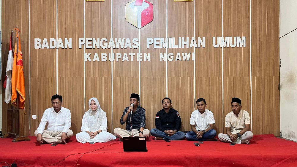 Ngabuburit Pengawasan: Tadarus Demokrasi di Bulan Ramadhan