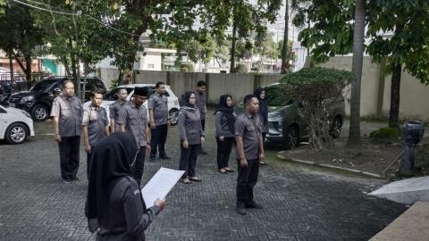 Apel Pagi Bawaslu Ngawi: WFH Bukan Libur, Disiplin dan Produktivitas Tetap Prioritas