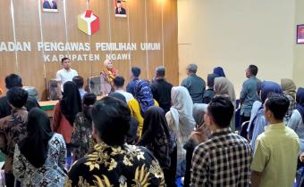 RAPAT KOORDINASI PERSIAPAN PENGAWASAN PEMUTAKHIRAN DATA PEMILIH