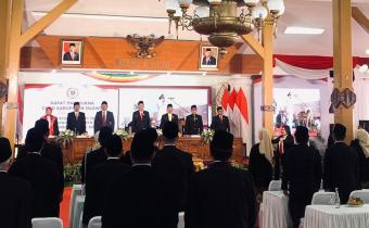 BAWASLU KABUPATEN NGAWI HADIRI PELANTIKAN DPRD KABUPATEN