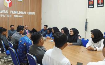 Bawaslu Kabupaten Ngawi Terima Tiga CPNS Baru 