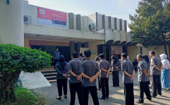 Apel Pagi Senin Bawaslu: Sambut Peserta Magang, Tegaskan Peran Bawaslu di Luar Tahapan Pemilu