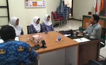 Magang Edukatif: Siswa SMK Negeri 1 dapat Wawasan Langsung tentang Kelembagaan Bawaslu Kabupaten Ngawi