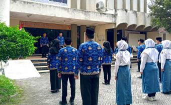 Bawaslu Kabupaten Ngawi Gelar Upacara Peringatan HUT ke-54 KORPRI: Teguhkan Integritas ASN Menuju Indonesia Maju