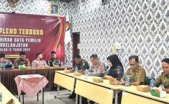 Bawaslu Ngawi Awasi Rapat Pleno Pemutakhiran Data Pemilih Berkelanjutan Triwulan IV Tahun 2025 