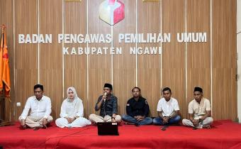 Ngabuburit Pengawasan: Tadarus Demokrasi di Bulan Ramadhan