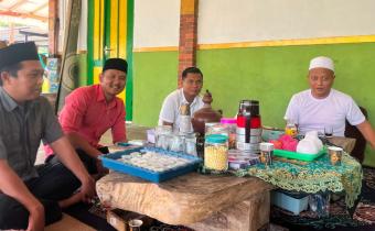 Tanamkan Kesadaran Demokrasi, Bawaslu Ngawi Ajak Santri Kalijogo Jadi Pemilih Cerdas